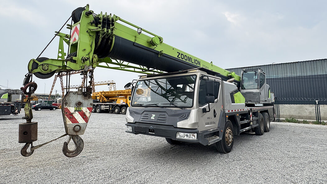 ZOOMLION 251E
