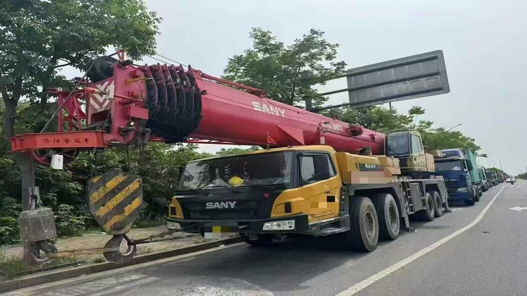 SANY STC900T7